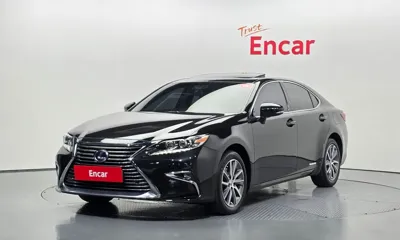 Lexus ES · 2018 год