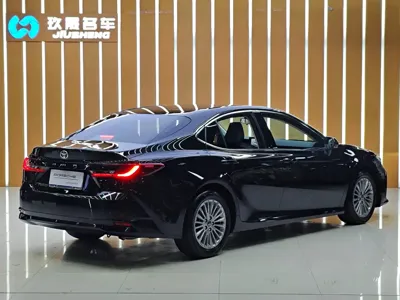Toyota Camry 2026, 2700 км, за 122800 CNY - фото 5