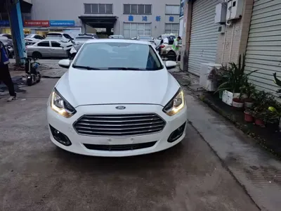 Ford Escort · 2016 год