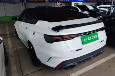 Geely Auto Binray 2022, 24000 км, за 64322.39 CNY