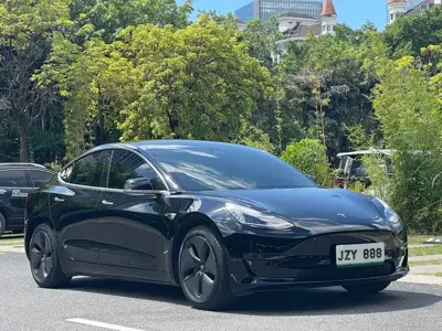 Tesla Model 3 2019, 68000 км, за 98800 CNY