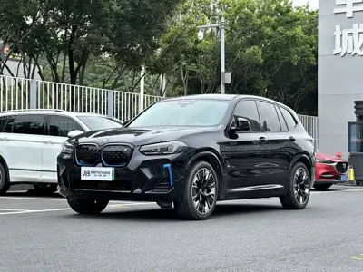 BMW iX3 · 2022 год