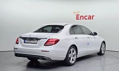 Mercedes-Benz E-Class 2017, 90598 км, за 20900000 KRW