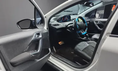 Peugeot 2008 2016, 64863 км, за 5900000 KRW - фото 10