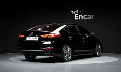 Hyundai Avante 2018, 70090 км, за 12200000 KRW
