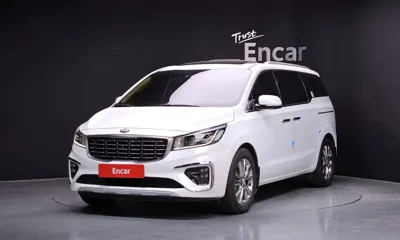 Kia Canival 2019, 42550 км, за 19700000 KRW - фото 1