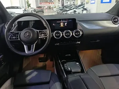 Mercedes-Benz GLA 2021, 80100 км, за 103800 CNY - фото 12