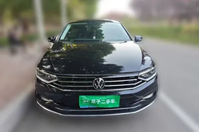 Volkswagen Magotan 2020, 109700 км, за 98916.4 CNY