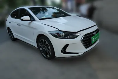 Hyundai Elantra (6th Generation 2019, 27799 км, за 52956.18 CNY