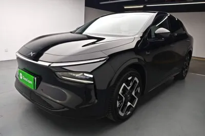 Xpeng G7 · 2025 год