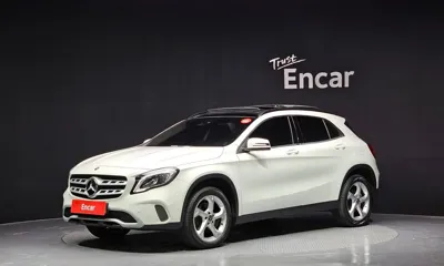 Mercedes-Benz GLA-Class · 2018 год