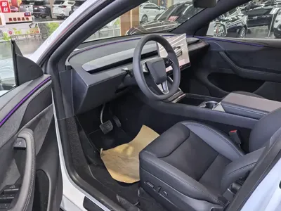 Tesla Model Y 2026, 100 км, за 289000 CNY - фото 7