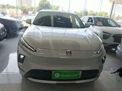 Buick E5 2025, 13100 км, за 126199 CNY