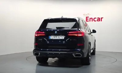 BMW X5 2023, 28727 км, за 88900000 KRW