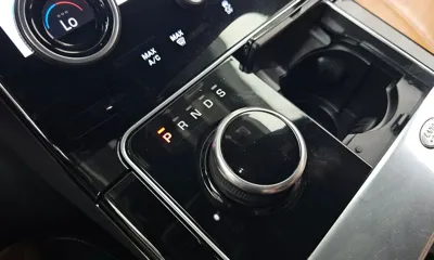 Land Rover Range Rover Velar 2018, 103932 км, за 30990000 KRW - фото 9