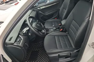 Skoda Octavia 2016, 96700 км, за 45709.55 CNY - фото 17