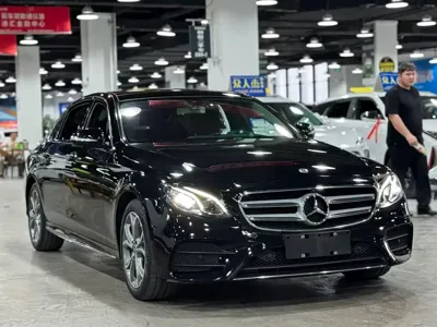 Mercedes-Benz E-Class 2019, 140000 км, за 168000 CNY