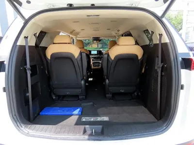 Kia Canival 2023, 58098 км, за 32000000 KRW - фото 20