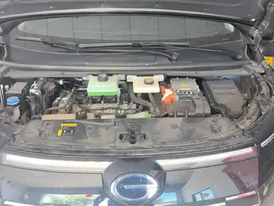 GAC Motor 传祺E8 PHEV 2024, 91100 км, за 128000 CNY - фото 10