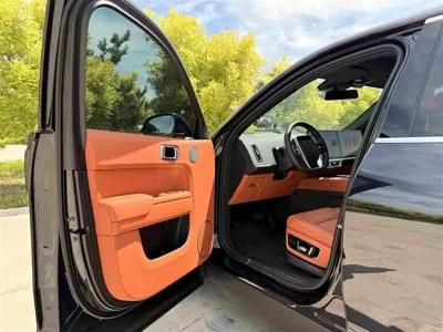 Li Auto Li L7 2024, 33000 км, за 209800 CNY