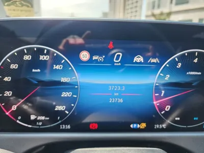 Mercedes-Benz E-Class 2024, 23736 км, за 54130000 KRW - фото 8