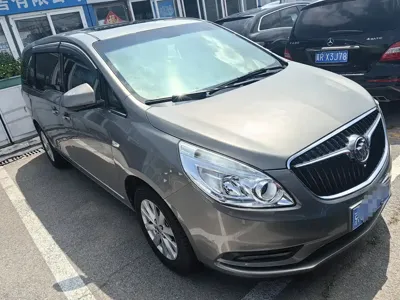 Buick GL8 2017, 80000 км, за 66000 CNY