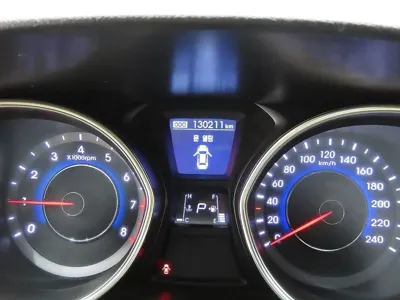 Hyundai Avante 2011, 130000 км, за 3500000 KRW - фото 6