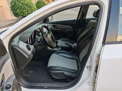 Chevrolet Cruze 2014, 105100 км, за 8300 CNY - фото 8