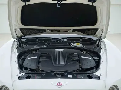 Bentley Flying Spur 2017, 56000 км, за 864800 CNY - фото 7
