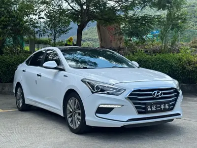 Hyundai Mistra 2017, 104000 км, за 38800 CNY