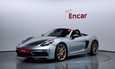 Porsche 718 · 2021 год