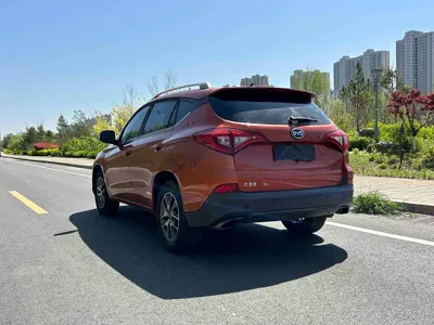 BYD Song 2017, 150000 км, за 14800 CNY