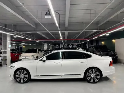Volvo S90 2023, 18896 км, за 49800000 KRW