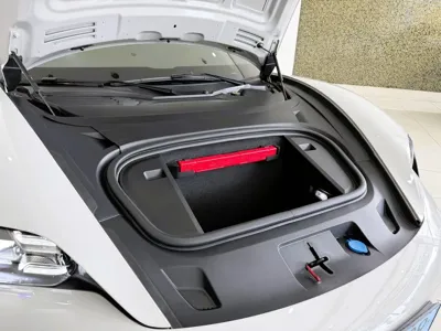 Porsche Taycan 2022, 13509 км, за 158000000 KRW - фото 6