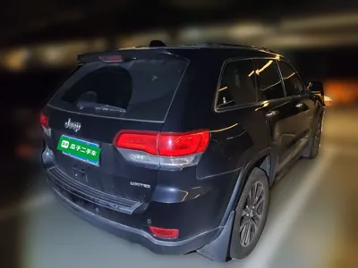 Jeep Grand Cherokee 2017, 94100 км, за 137502.52 CNY - фото 6