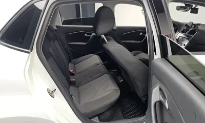 Volkswagen Polo 2015, 135806 км, за 6000000 KRW - фото 11