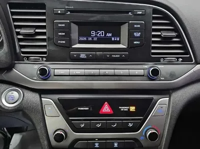 Hyundai Avante 2018, 86039 км, за 9600000 KRW - фото 11