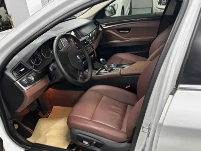 BMW 5 Series 2016, 88000 км, за 60800 CNY - фото 4