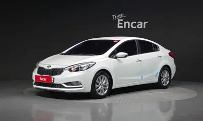Kia K3 · 2015 год