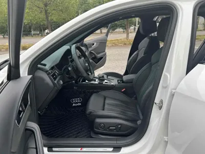 Audi A4L 2023, 30000 км, за 138000 CNY - фото 4