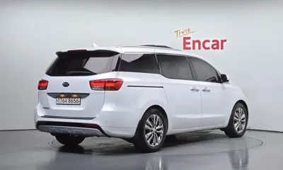 Kia Canival 2017, 199235 км, за 8900000 KRW