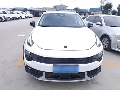 Lynk & Co 02 2019, 24900 км, за 50300 CNY