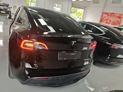 Tesla Model Y 2021, 125300 км, за 125600 CNY - фото 6