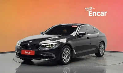 BMW 5-Series · 2020 год