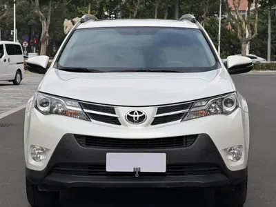 Toyota RAV4 2016, 50000 км, за 56800 CNY