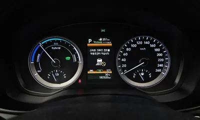 Hyundai Grandeur 2018, 182320 км, за 12990000 KRW - фото 8