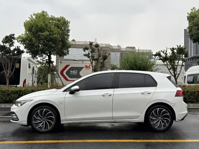 Volkswagen Golf 2022, 40700 км, за 72500 CNY - фото 4