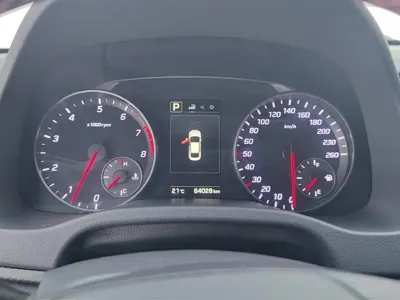 Hyundai Elantra 2018, 64000 км, за 37900 CNY - фото 14