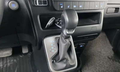 Hyundai Staria 2022, 48427 км, за 23900000 KRW - фото 9