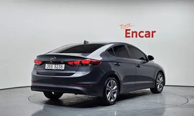 Hyundai Avante 2018, 109745 км, за 9700000 KRW